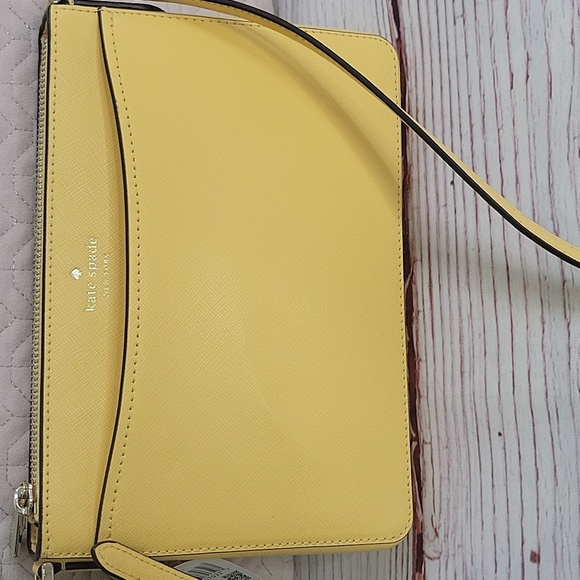Kate Spade Butter Yellow Crossbody Bag with Minimalist Design NWT - Picture 1 of 13